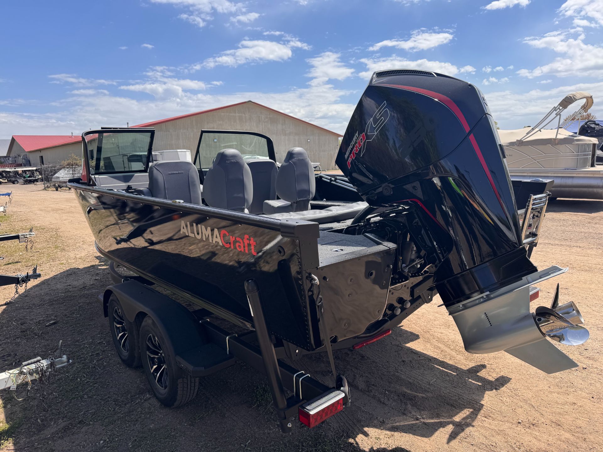 2026 Alumacraft Competitor photo 7