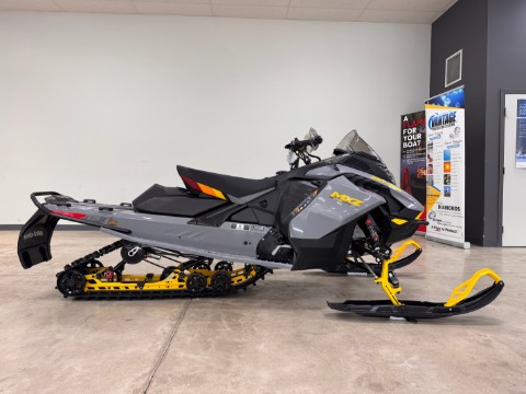 2026 Ski-Doo MXZ Adrenaline w/ Blizzard Package 137 850 E-TEC ES Ice Ripper XT 1.25 — photo 1 of 18
