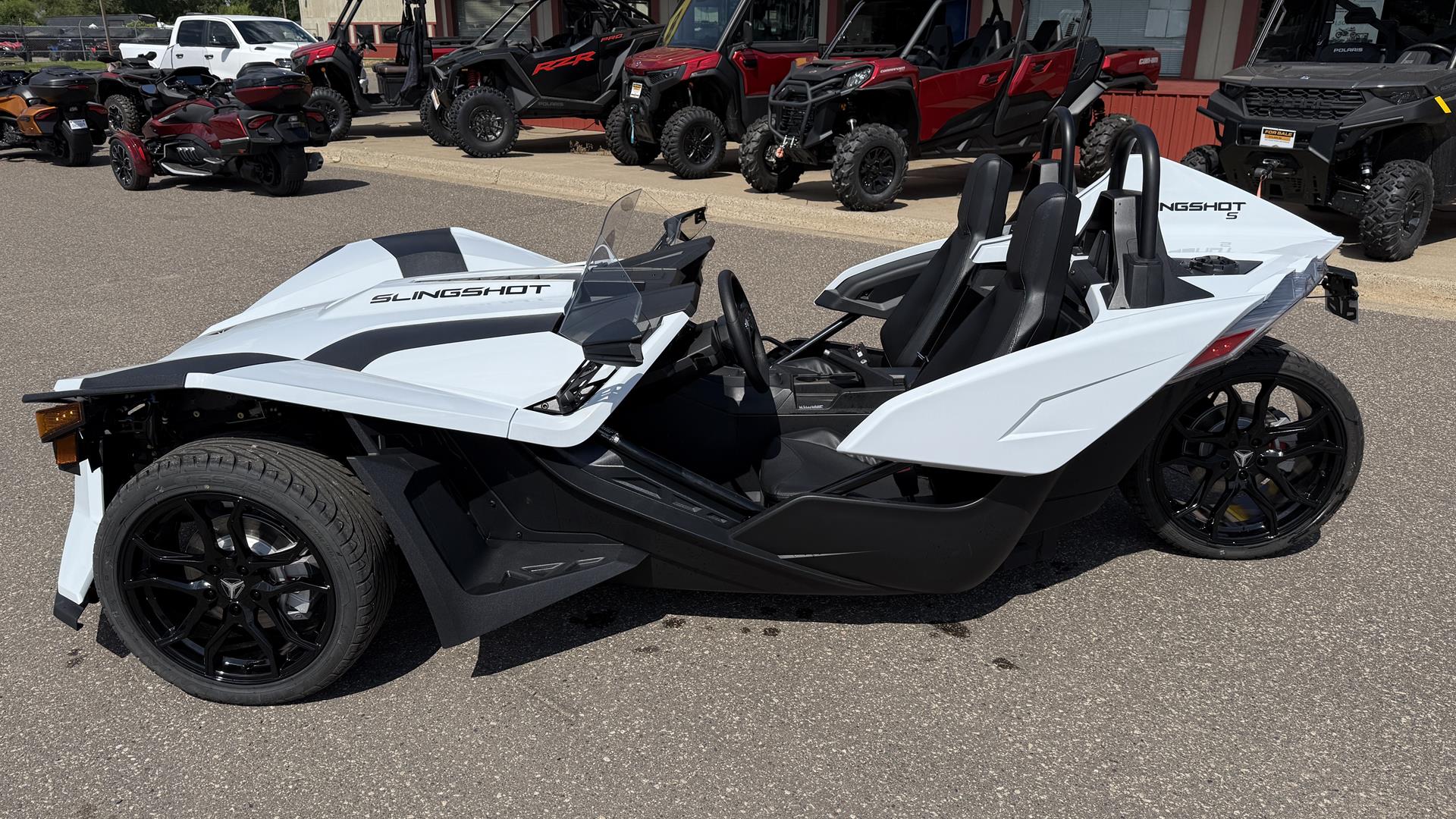 2024 Slingshot Slingshot S w/ Technology Package 1 - AutoDrive in Ramsey, Minnesota - Photo 8