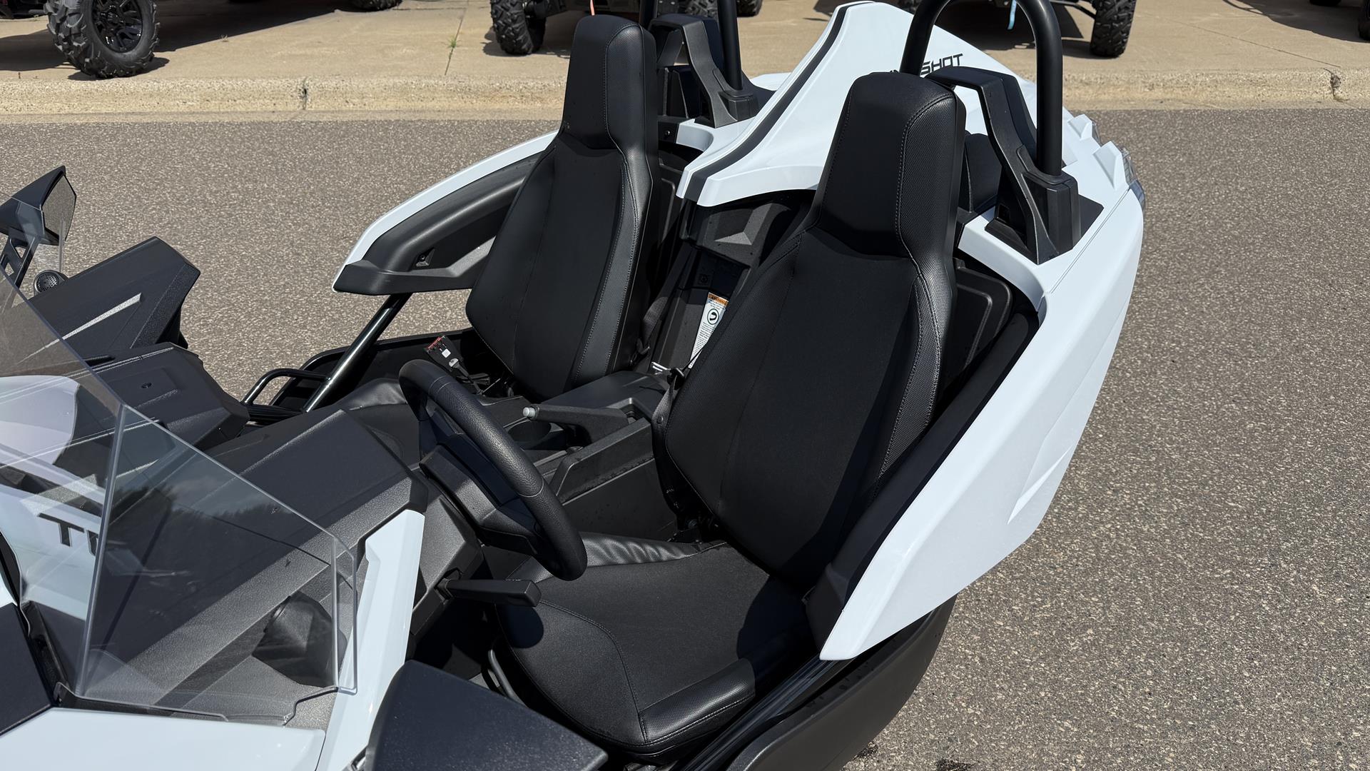 2024 Slingshot Slingshot S w/ Technology Package 1 - AutoDrive in Ramsey, Minnesota - Photo 9