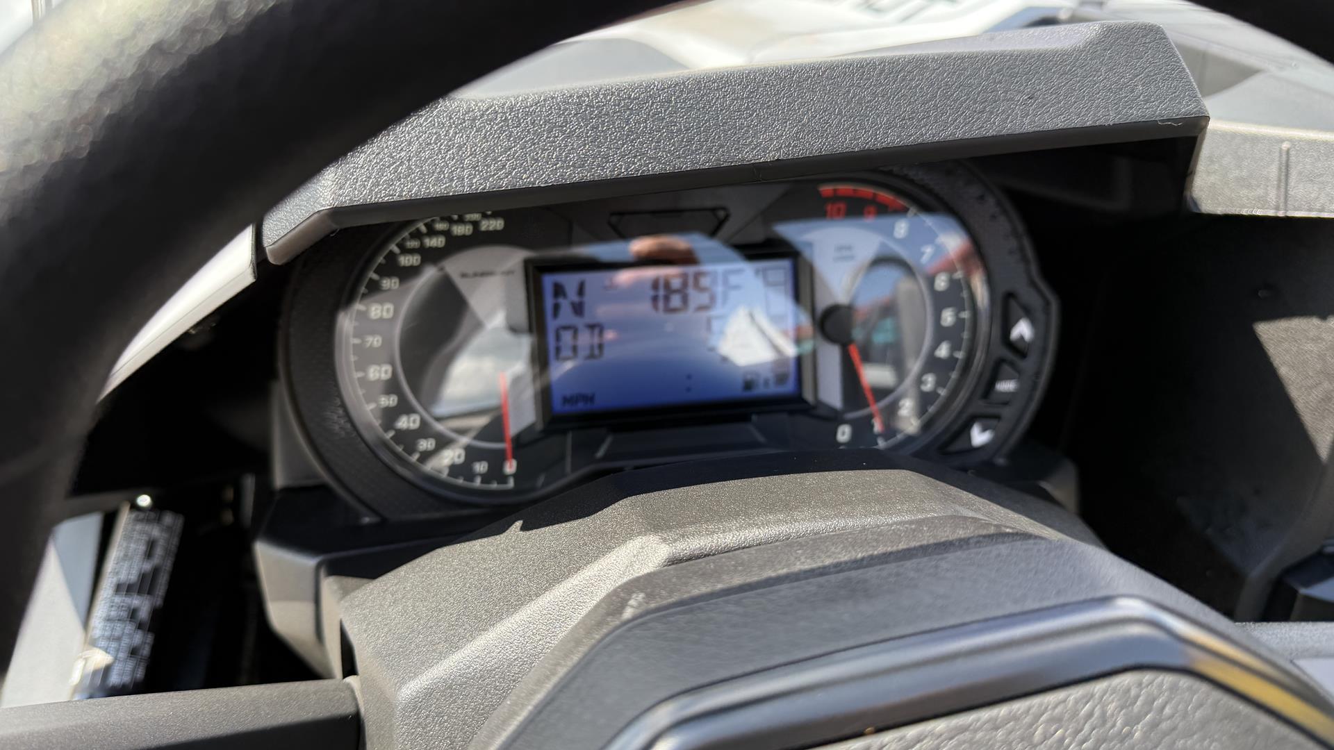 2024 Slingshot Slingshot S w/ Technology Package 1 - AutoDrive in Ramsey, Minnesota - Photo 11