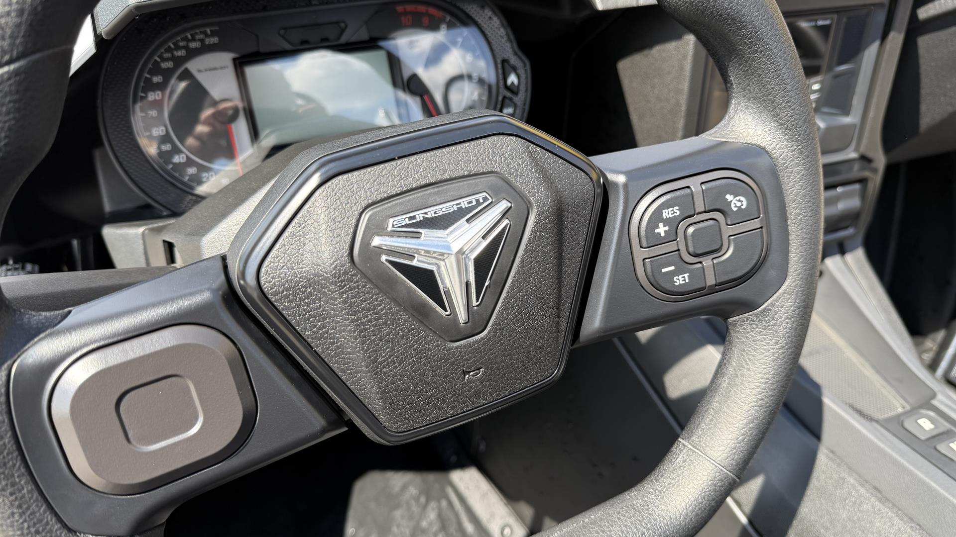 2024 Slingshot Slingshot S w/ Technology Package 1 - AutoDrive in Ramsey, Minnesota - Photo 18