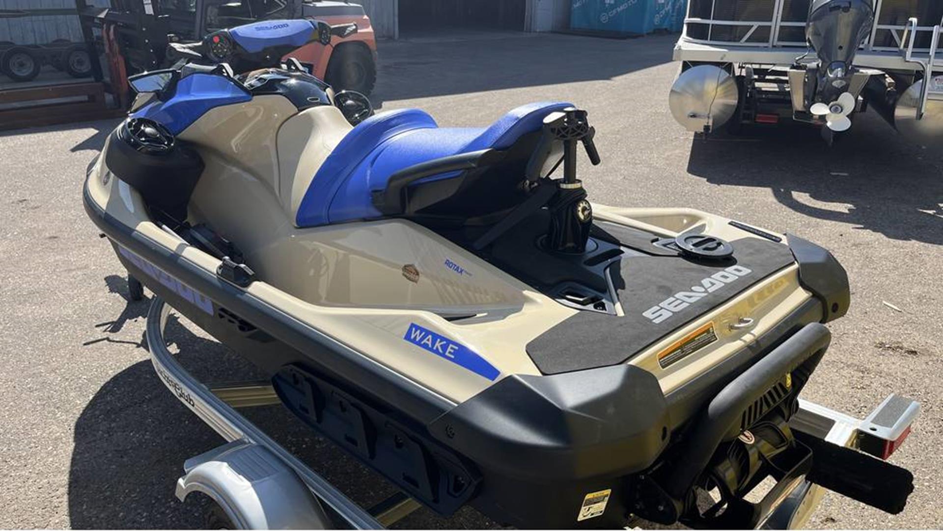 2025 Sea-Doo Wake 170 + BRP Premium Audio, iDF, iBR in Ramsey, Minnesota - Photo 7