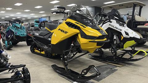 2025 Ski-Doo MXZ Adrenaline 137 600R E-TEC ES Ripsaw 1.25 in Ramsey, Minnesota - Photo 1
