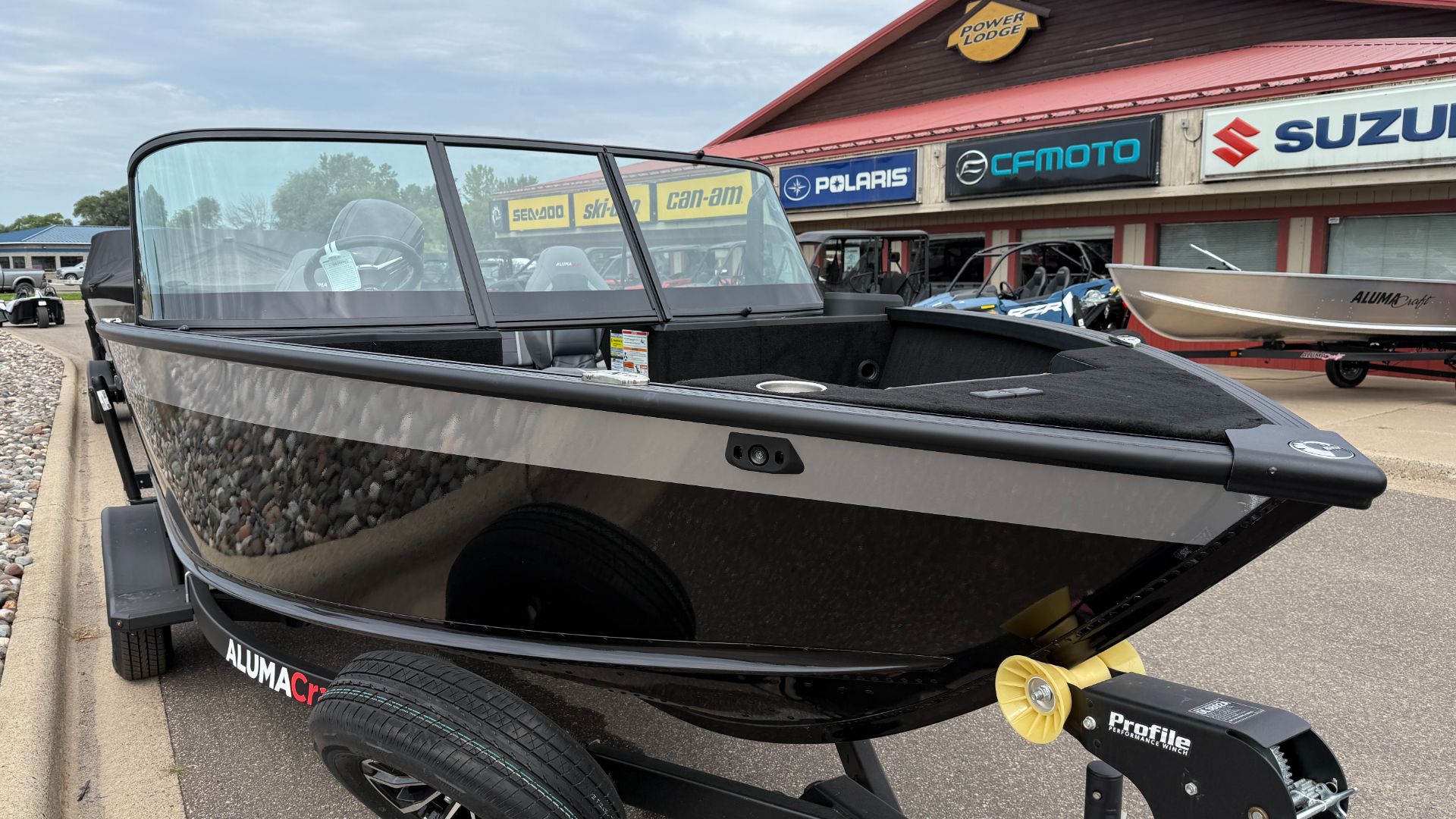 2025 Alumacraft Competitor 175X Side Console in Ramsey, Minnesota - Photo 2