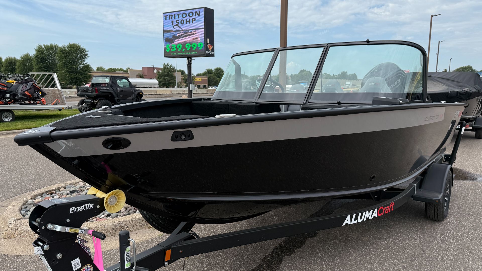 2025 Alumacraft Competitor 175X Side Console in Ramsey, Minnesota - Photo 4