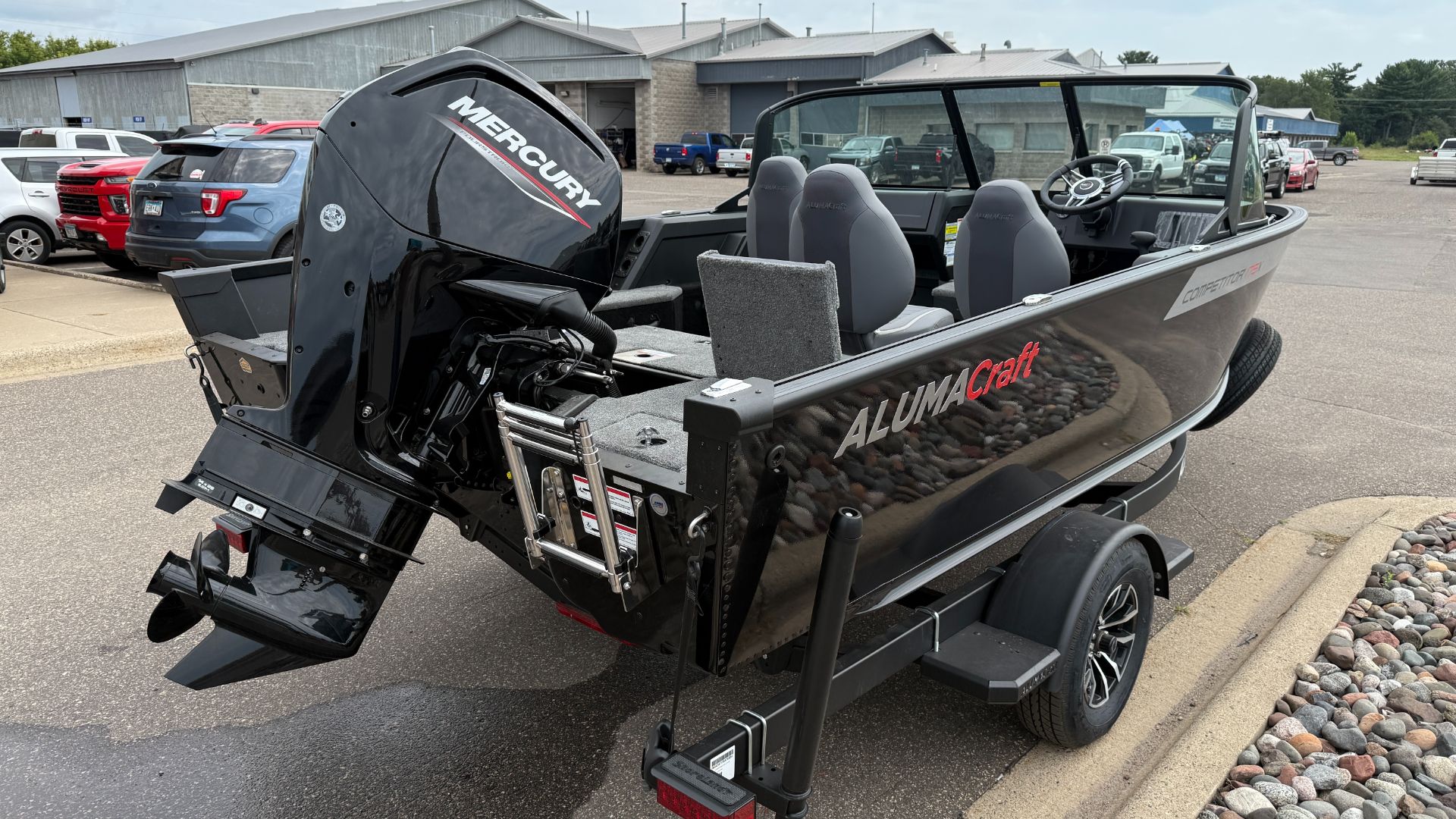 2025 Alumacraft Competitor 175X Side Console in Ramsey, Minnesota - Photo 8