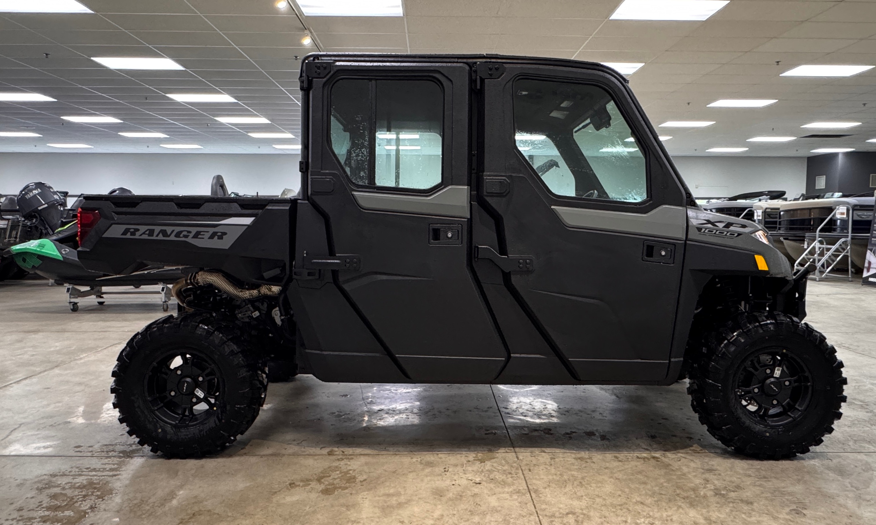 2027 Polaris Ranger Crew XP 1000 Cab 5