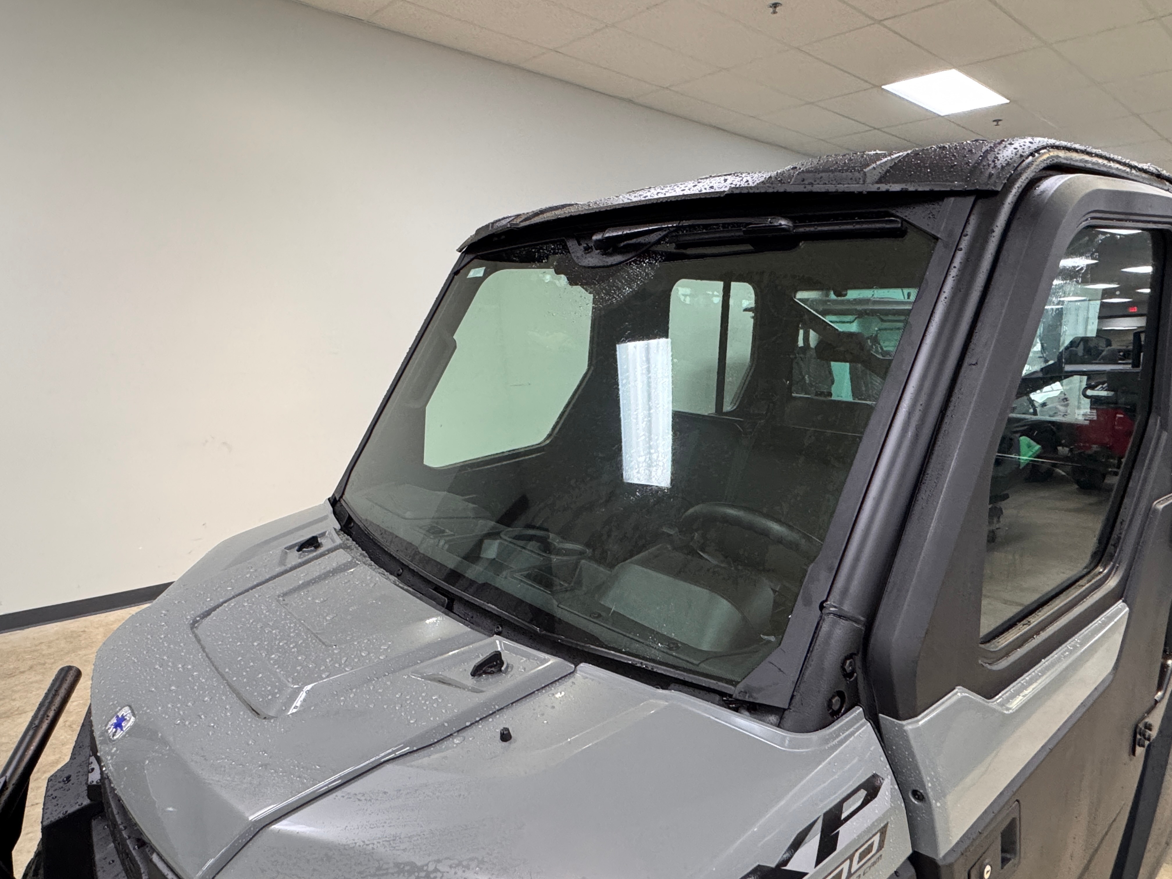 2027 Polaris Ranger Crew XP 1000 Cab 12