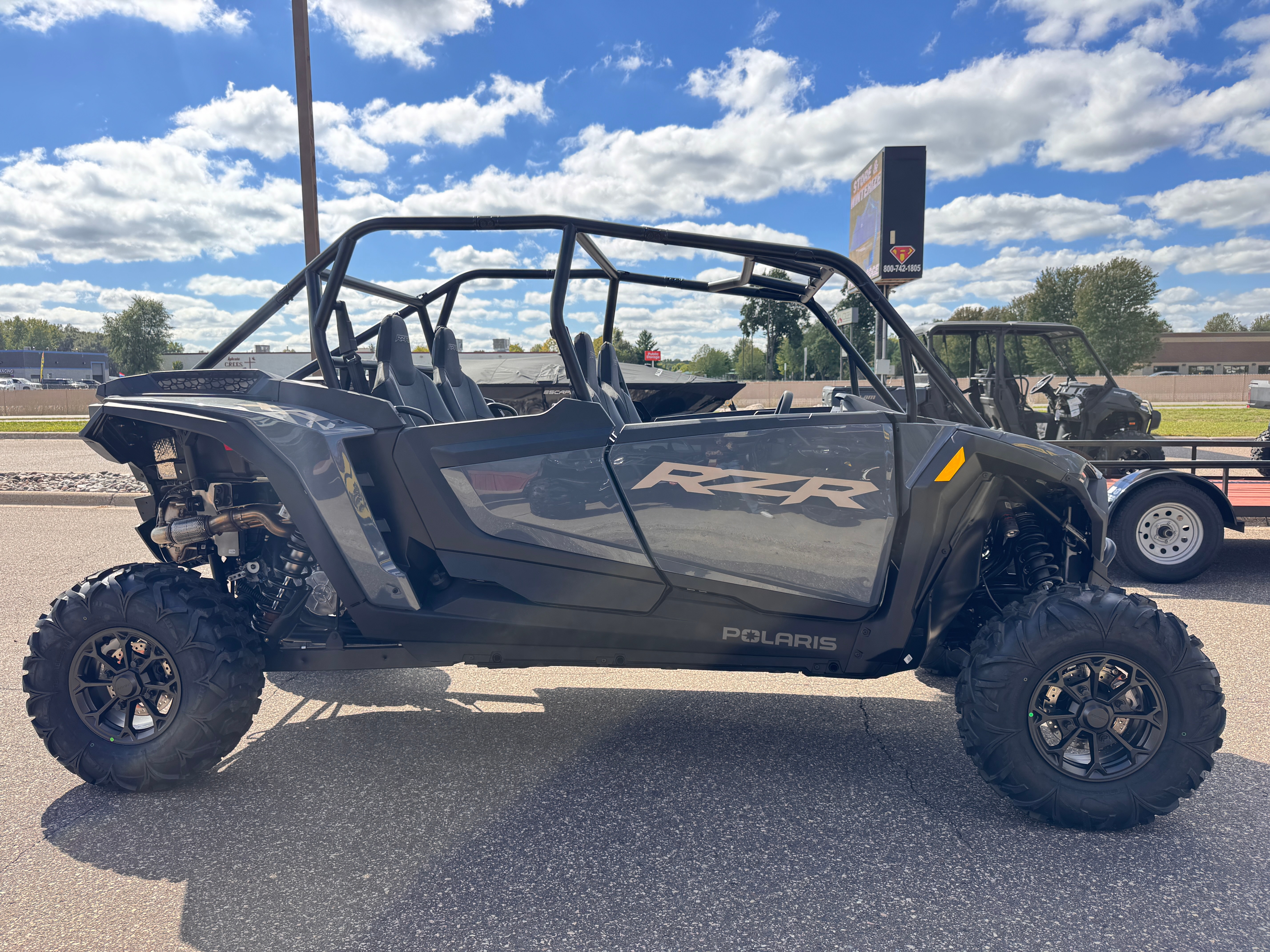 2027 Polaris RZR photo 3