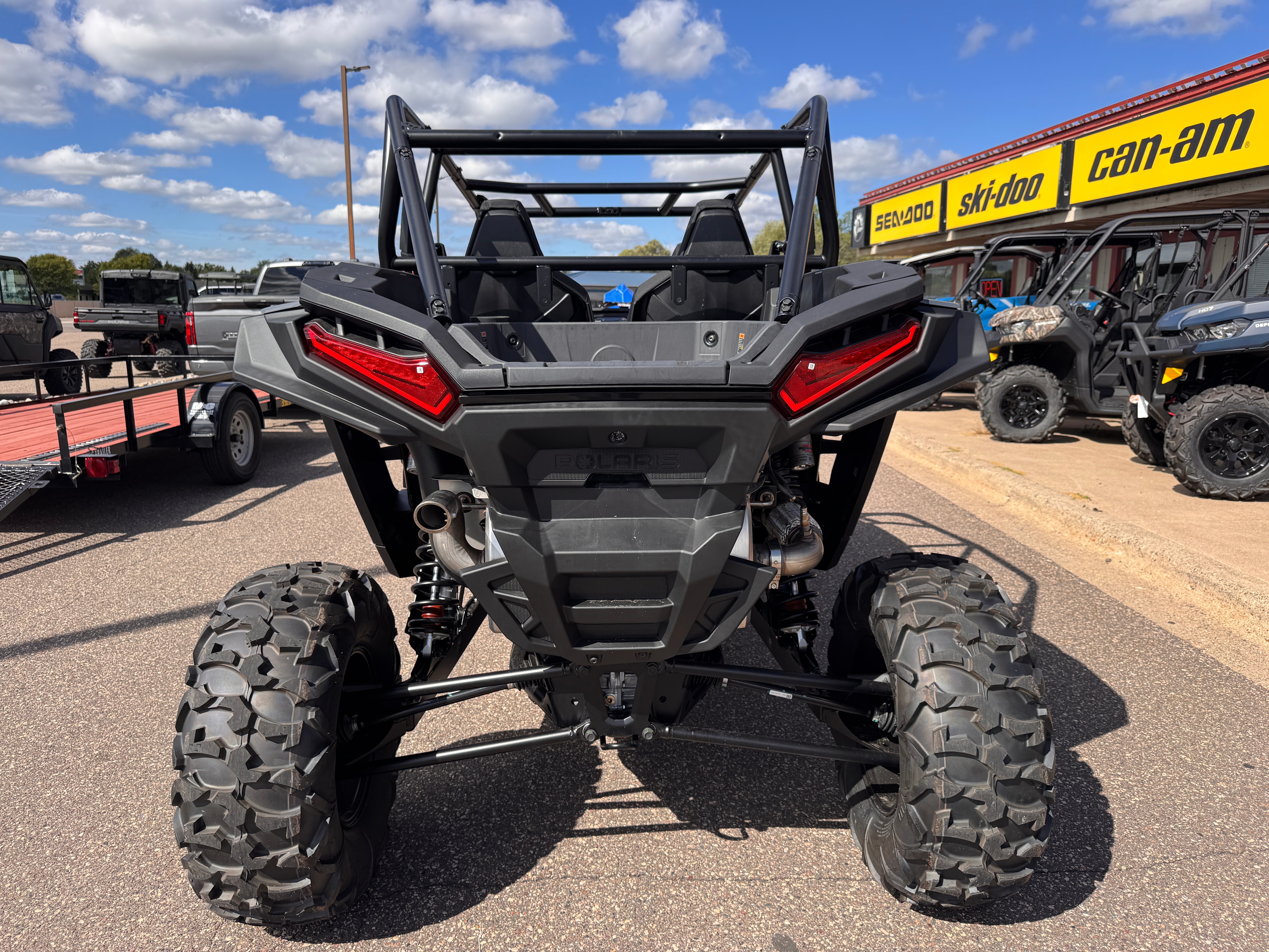 2027 Polaris RZR photo 5
