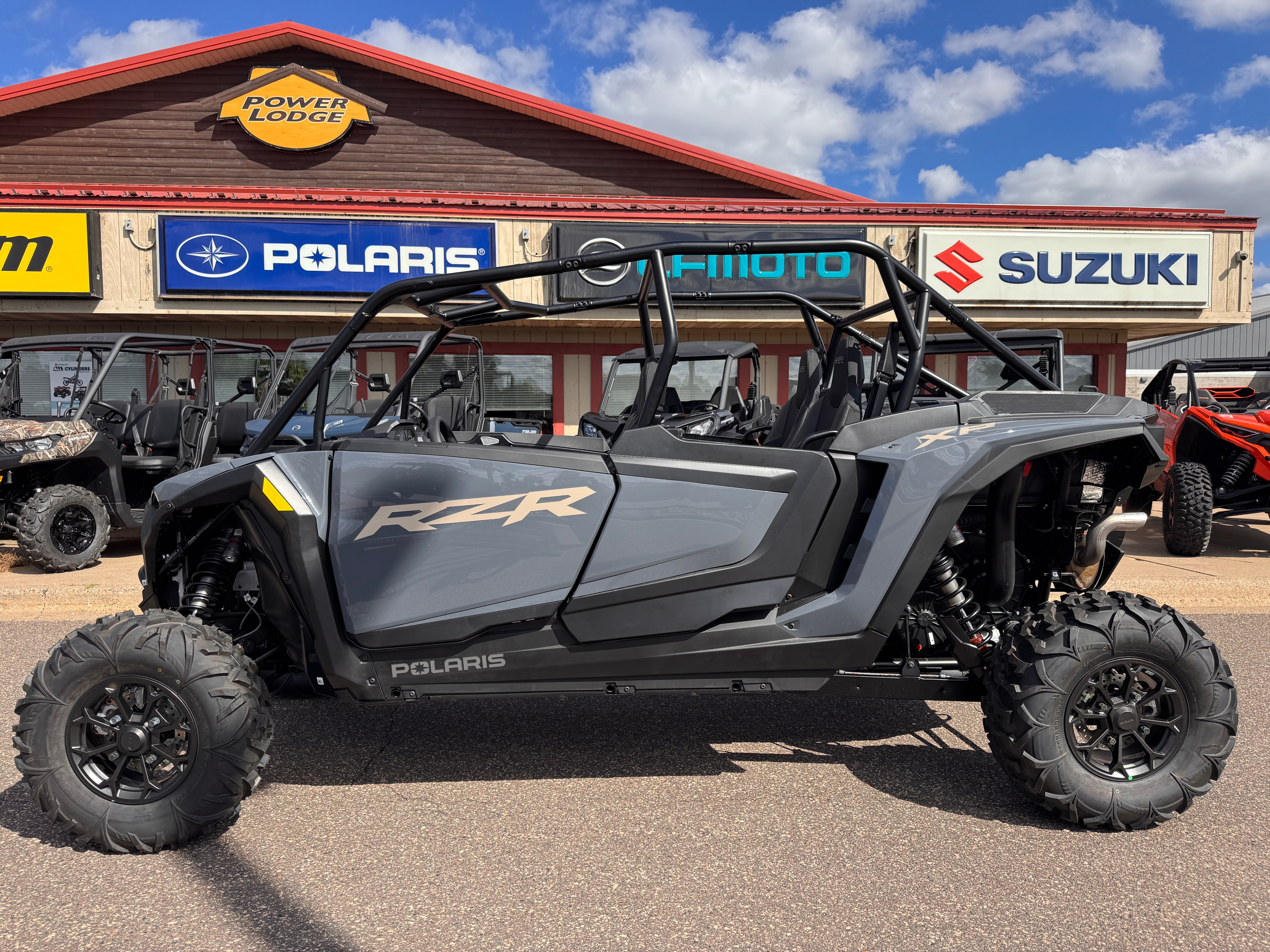 2027 Polaris RZR photo 7