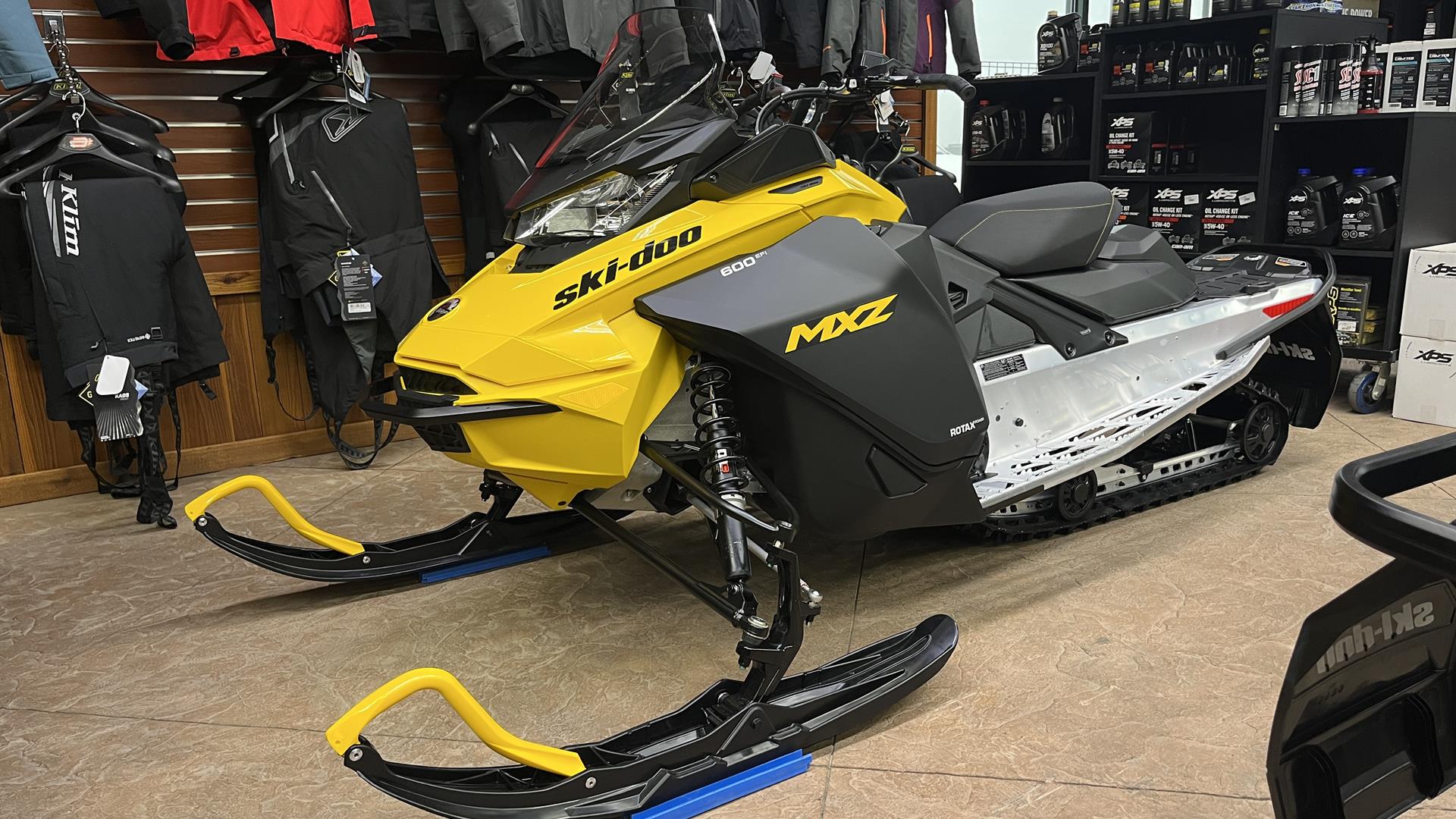 2025 Ski-Doo MXZ Sport 129 600 EFI ES RipSaw 1.25 in Ramsey, Minnesota - Photo 1