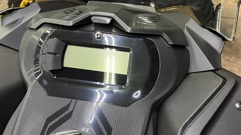 2025 Ski-Doo MXZ Sport 129 600 EFI ES RipSaw 1.25 in Ramsey, Minnesota - Photo 10