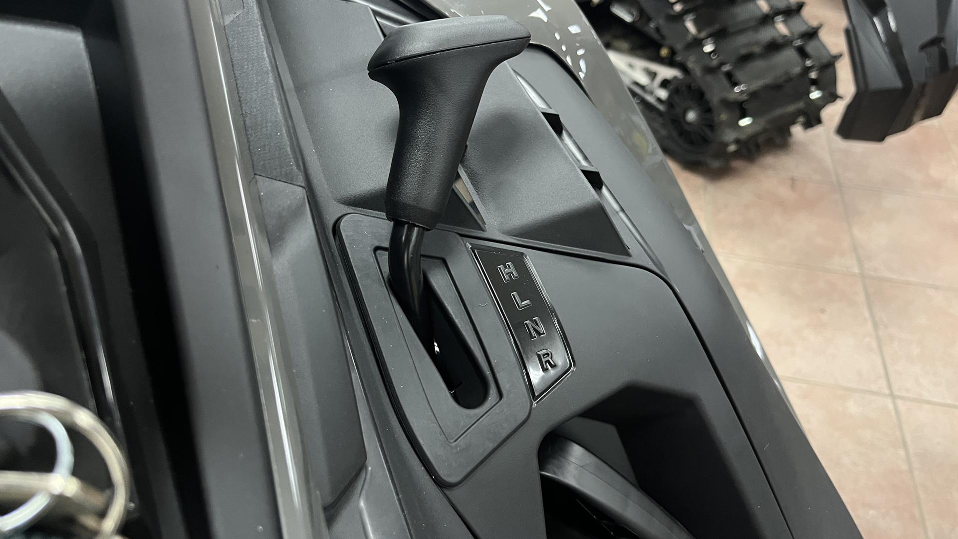 2025 Polaris 650 TITAN Adventure 155 1.8 ES in Ramsey, Minnesota - Photo 15