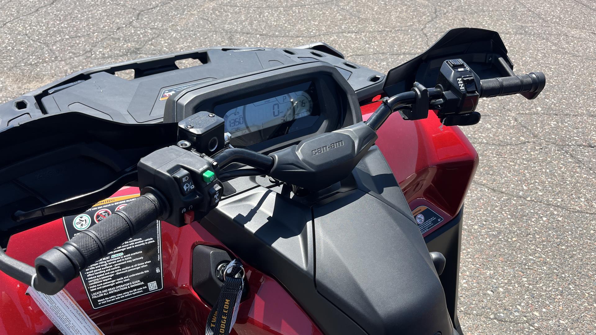 2025 Can-Am Outlander MAX XT 850 in Ramsey, Minnesota - Photo 12