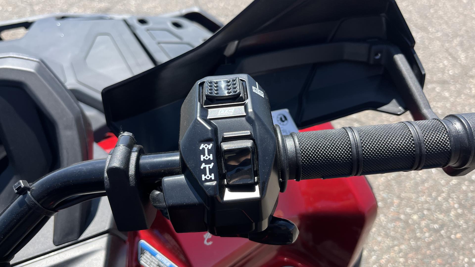 2025 Can-Am Outlander MAX XT 850 in Ramsey, Minnesota - Photo 14