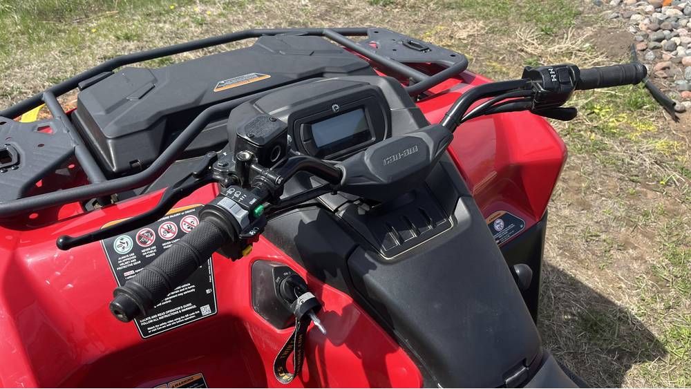 2023 Can-Am Outlander DPS 700 in Ramsey, Minnesota - Photo 10