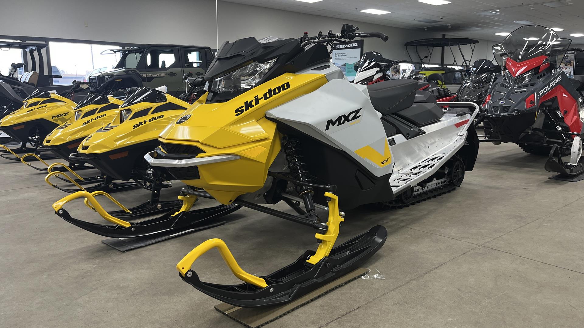 2025 Ski-Doo MXZ NEO 600 EFI ES Cobra 1.0 in Ramsey, Minnesota - Photo 3