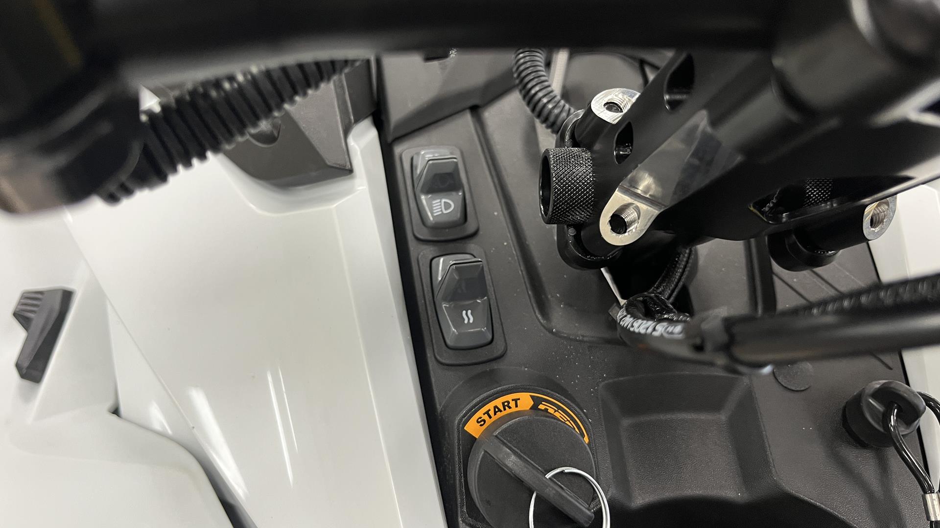 2025 Ski-Doo MXZ NEO 600 EFI ES Cobra 1.0 in Ramsey, Minnesota - Photo 10