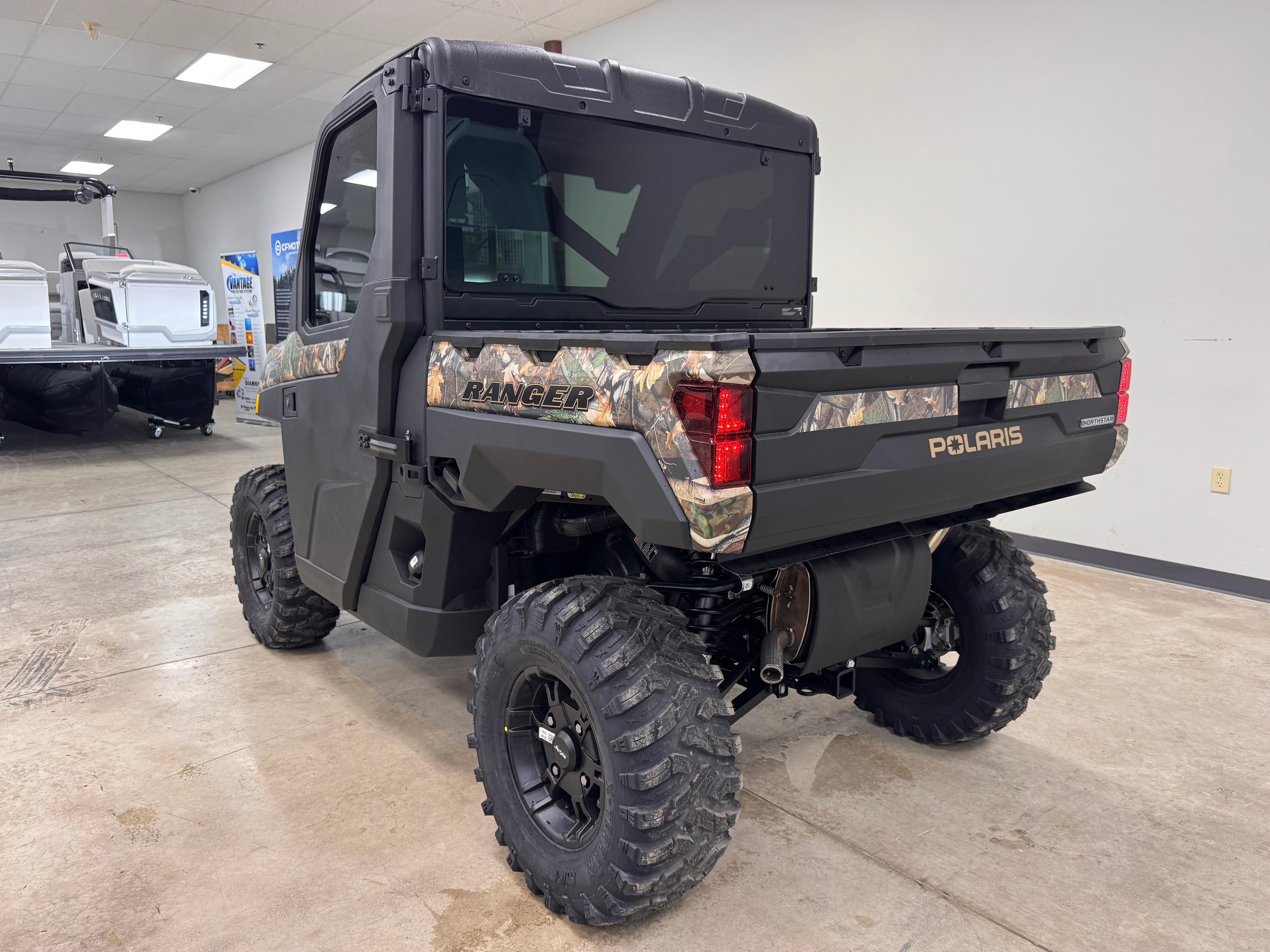 2027 Polaris Ranger XP 1000 NorthStar Ultimate 7
