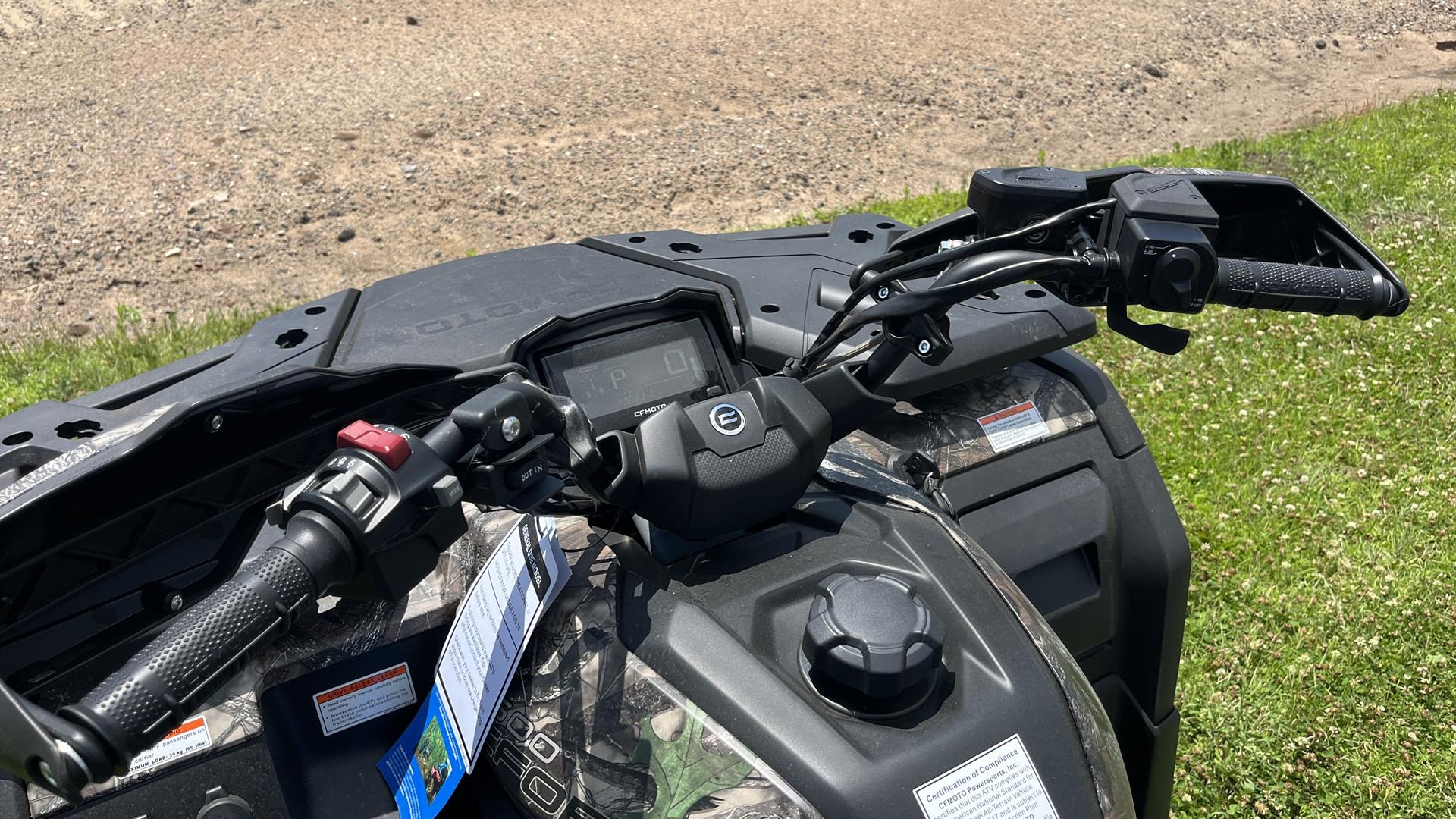 2025 CFMOTO CForce 600 Touring in Ramsey, Minnesota - Photo 10