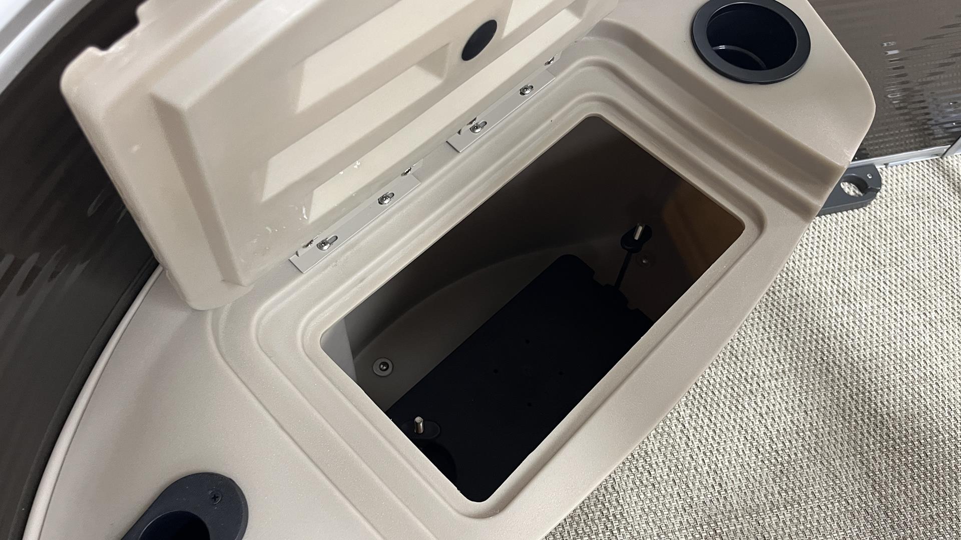 2024 Bennington 22 SF in Ramsey, Minnesota - Photo 11