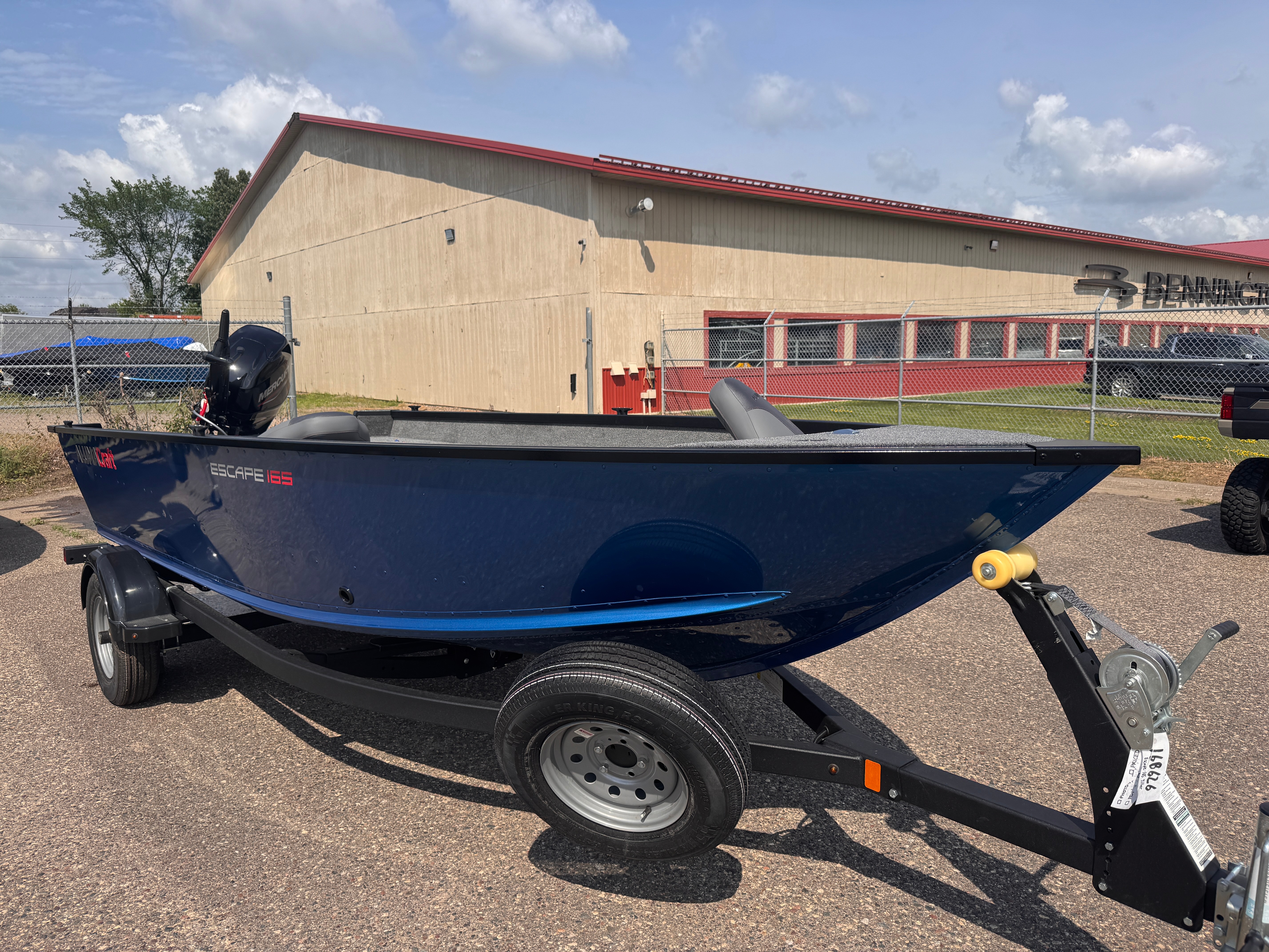 2026 Alumacraft Escape
