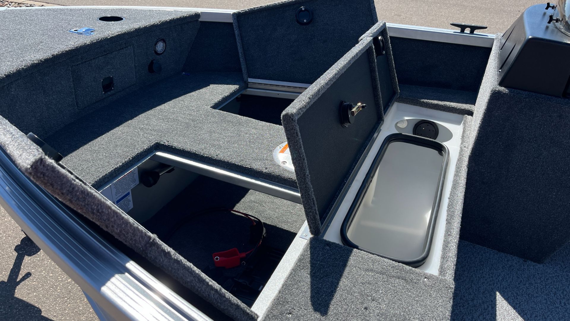 2024 Alumacraft Classic 165 Side Console in Ramsey, Minnesota - Photo 12