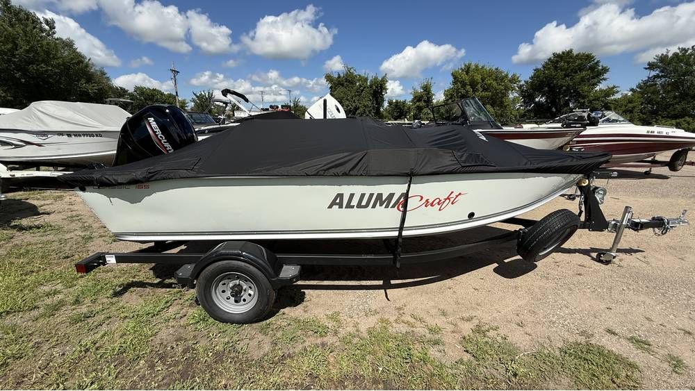 2024 Alumacraft Classic 165 Side Console in Ramsey, Minnesota - Photo 1