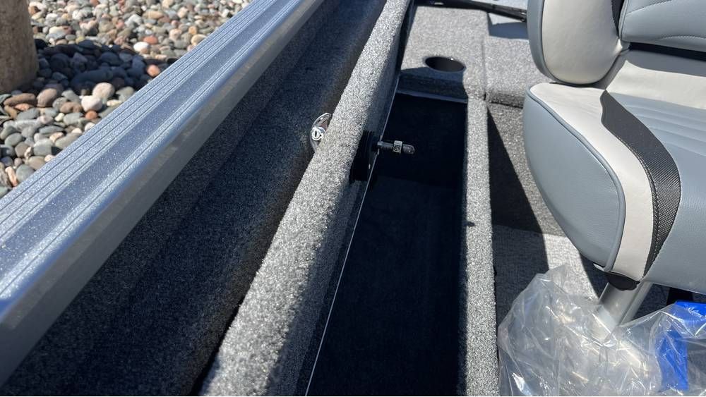 2024 Alumacraft Classic 165 Side Console in Ramsey, Minnesota - Photo 9