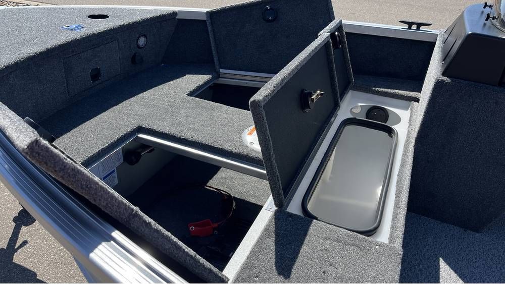 2024 Alumacraft Classic 165 Side Console in Ramsey, Minnesota - Photo 10