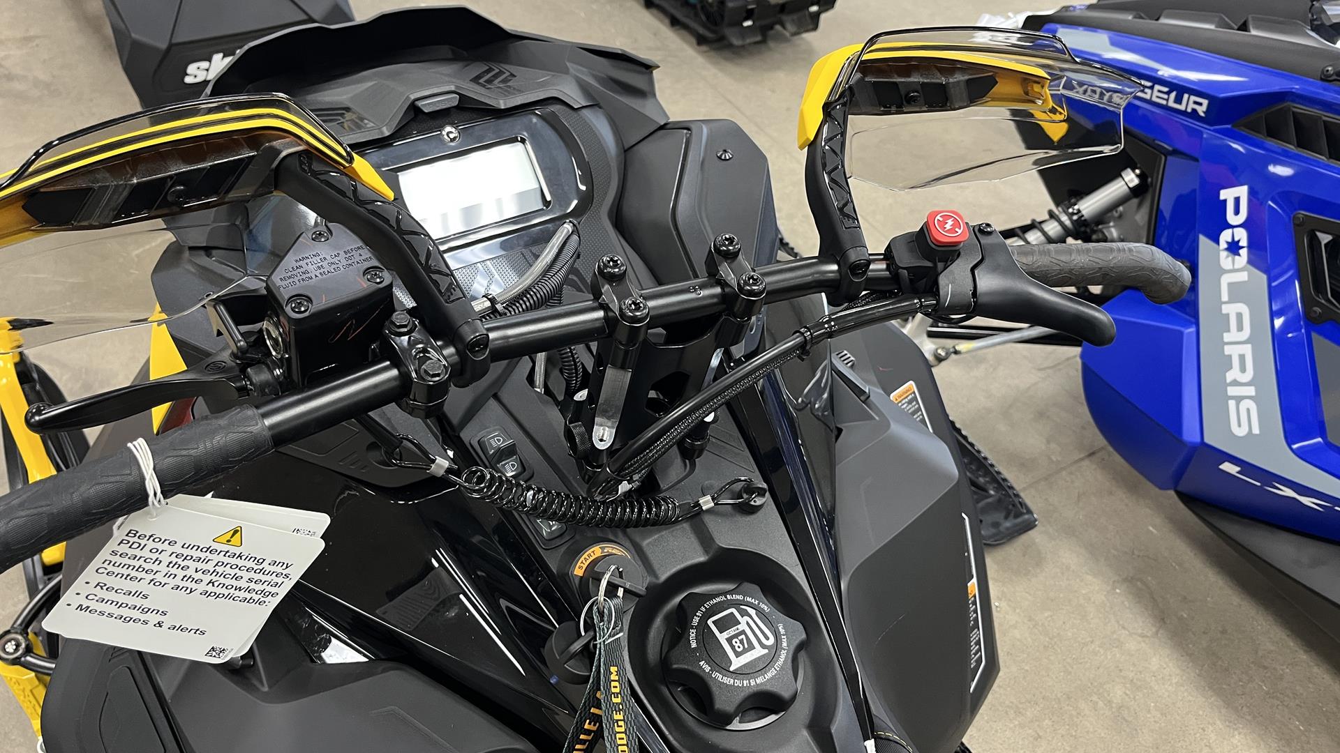 2025 Ski-Doo MXZ NEO+ 600 EFI ES RipSaw 1.25 in Ramsey, Minnesota - Photo 8