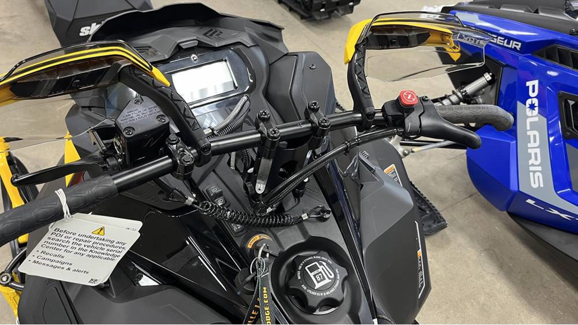 2025 Ski-Doo MXZ NEO+ 600 EFI ES RipSaw 1.25 in Ramsey, Minnesota - Photo 8