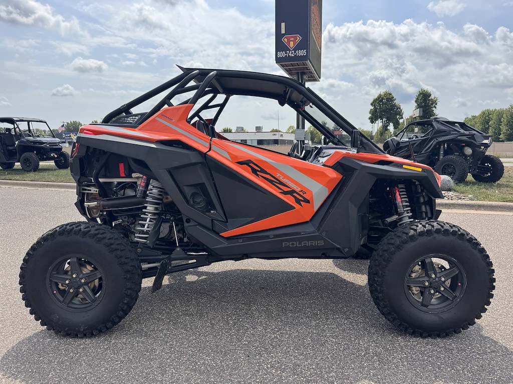 2023 Polaris RZR photo 4