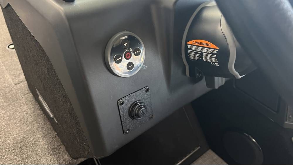 2025 Alumacraft Trophy 175X Sport in Ramsey, Minnesota - Photo 6