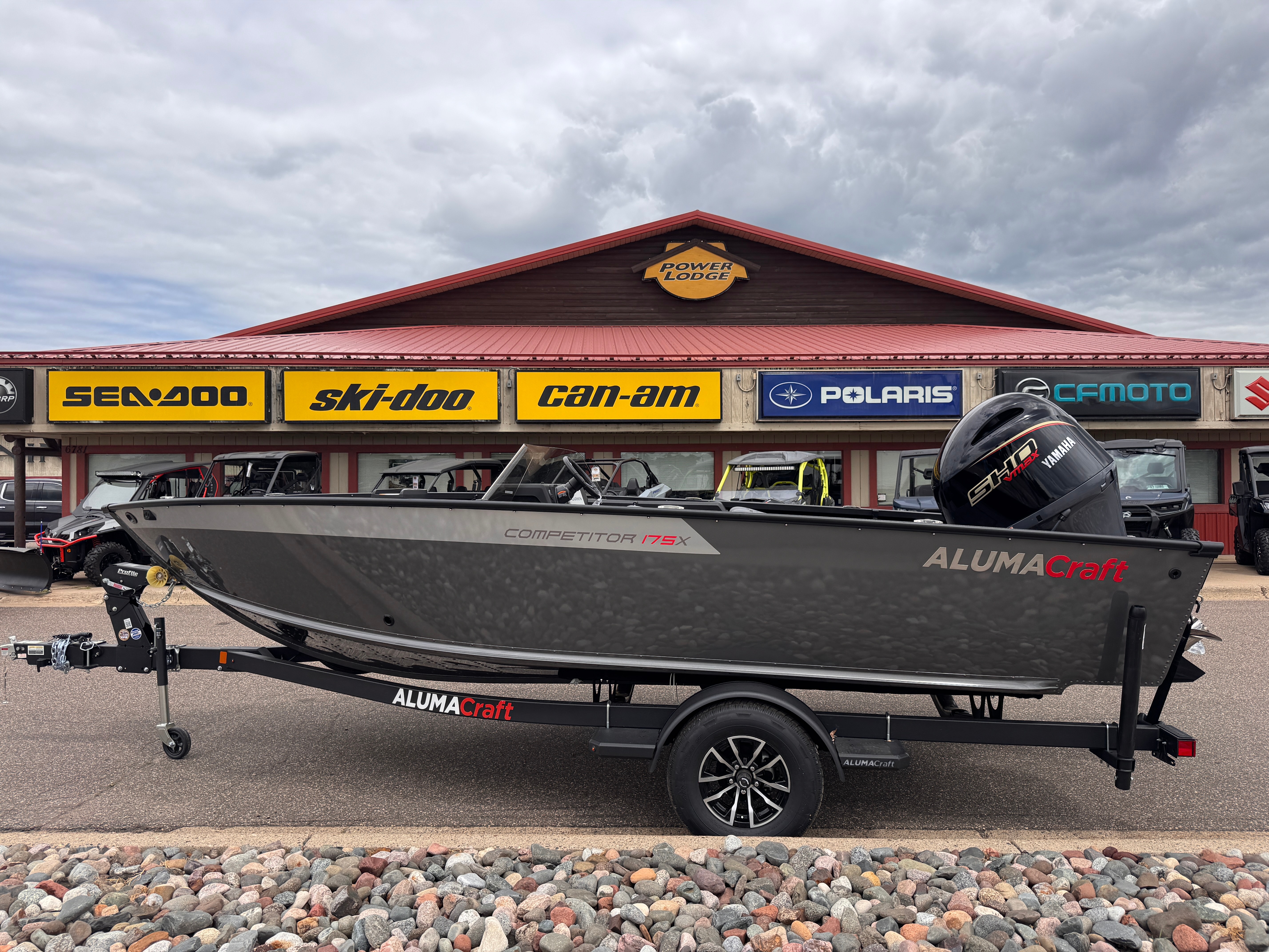 2026 Alumacraft Competitor photo 9
