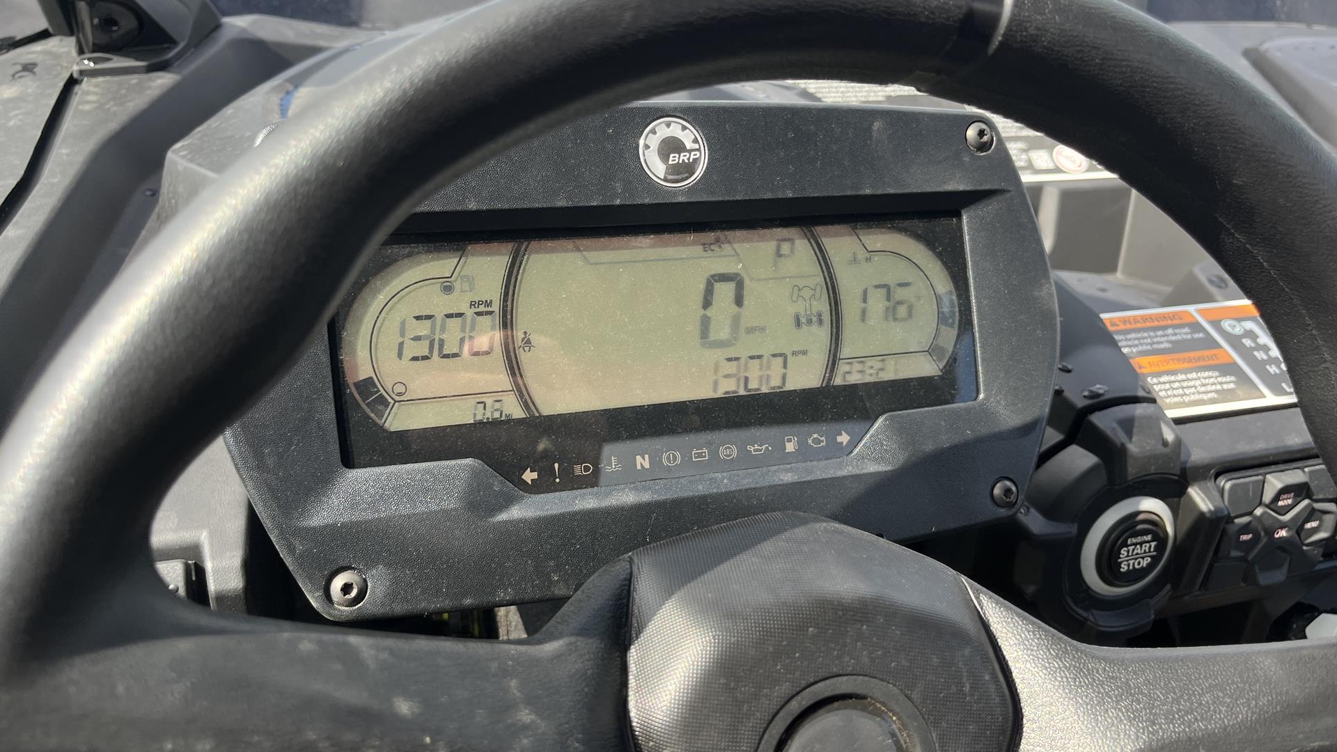 2025 Can-Am Commander XT 1000R in Ramsey, Minnesota - Photo 11