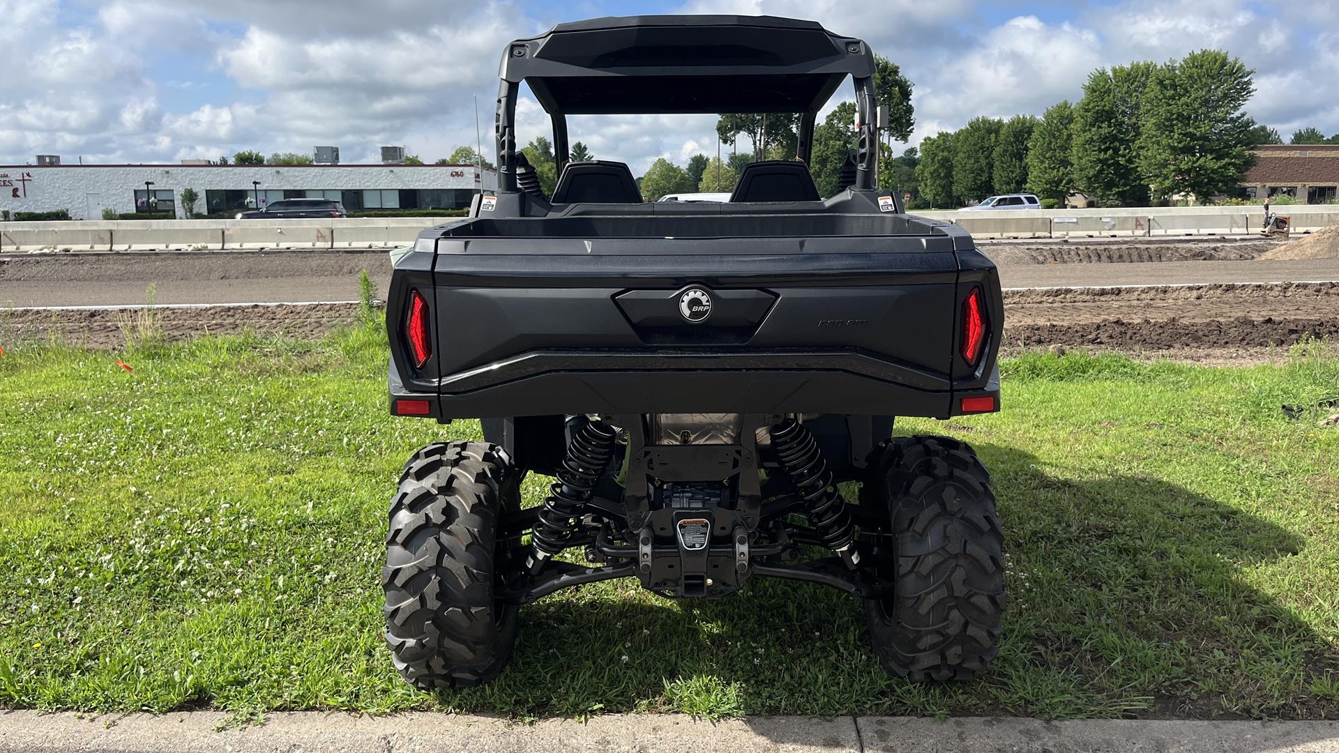 2025 Can-Am Commander XT 1000R in Ramsey, Minnesota - Photo 6
