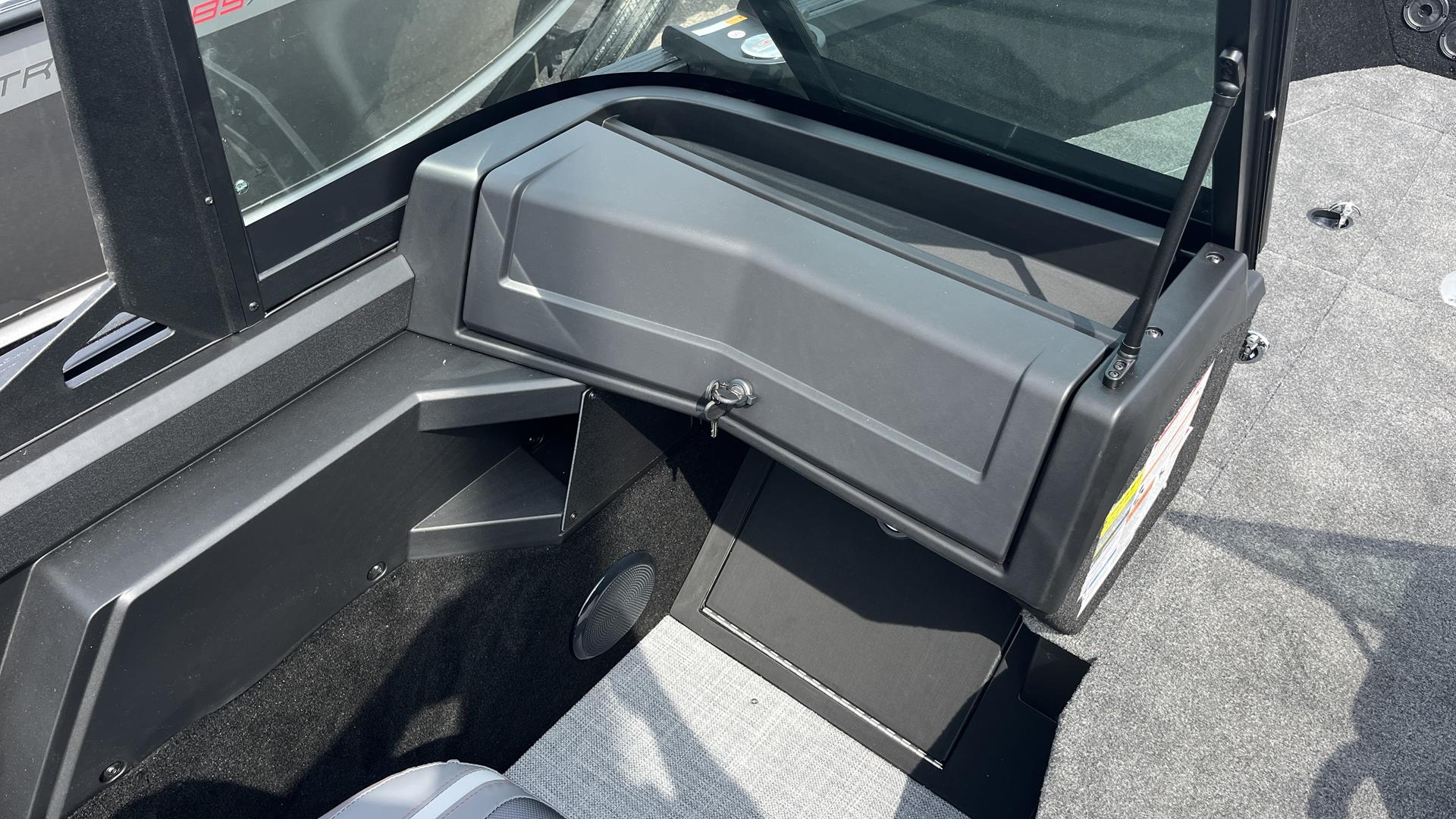 2025 Alumacraft Competitor 175X Sport in Ramsey, Minnesota - Photo 17