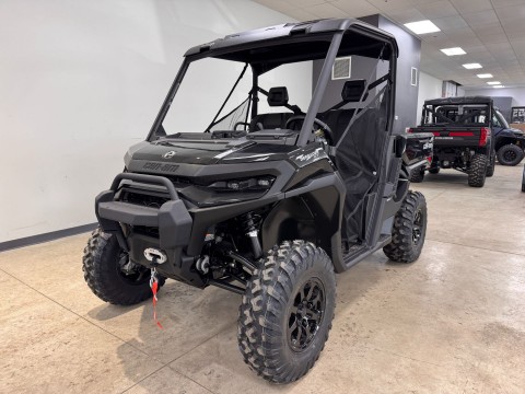 2026 Can-Am Defender XT HD11