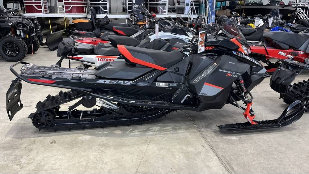 2020 Ski-Doo Backcountry X-RS 146 850 E-TEC SHOT PowderMax 2.0 in Ramsey, Minnesota - Photo 4