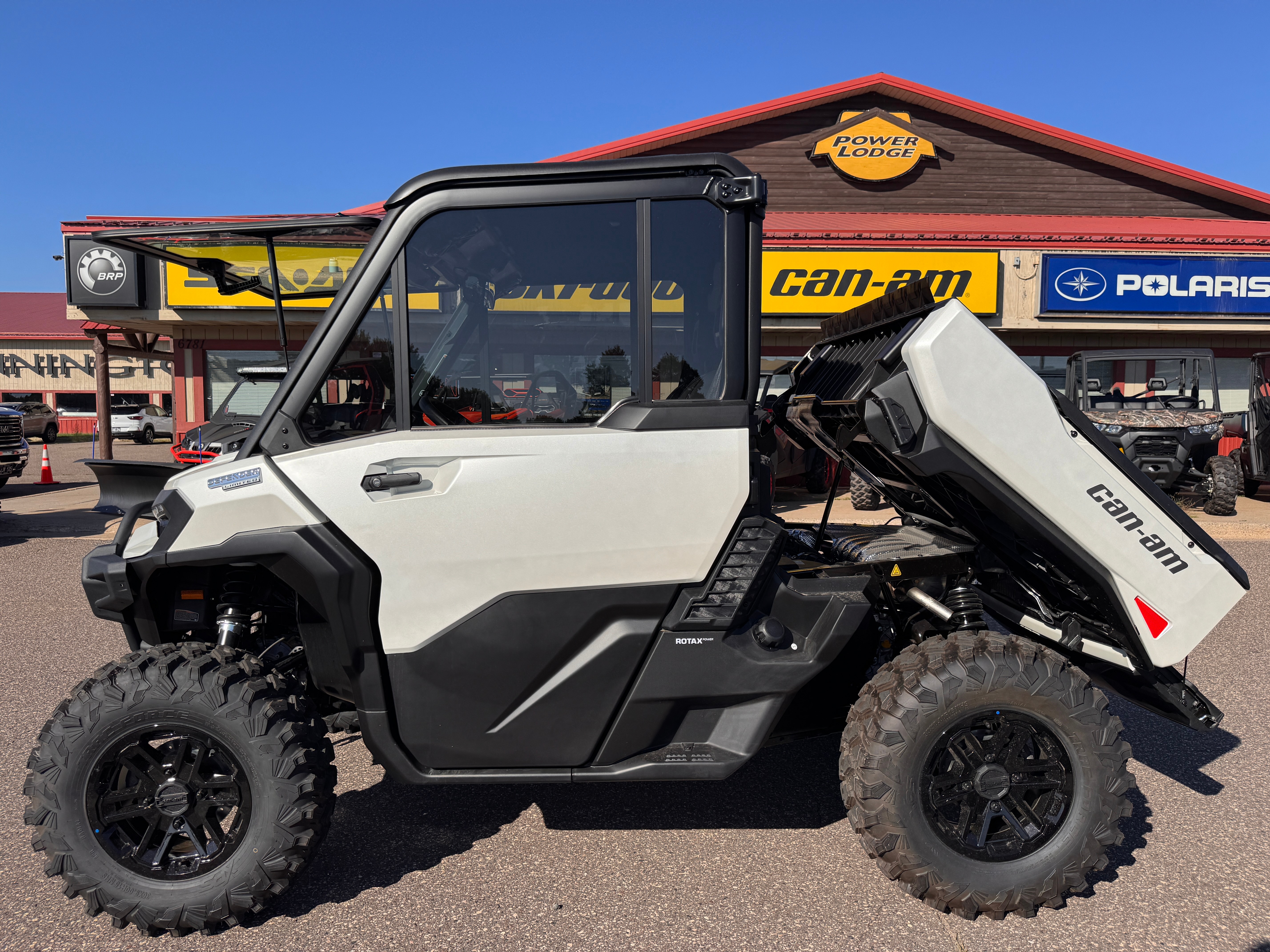 2026 Defender Limited HD11