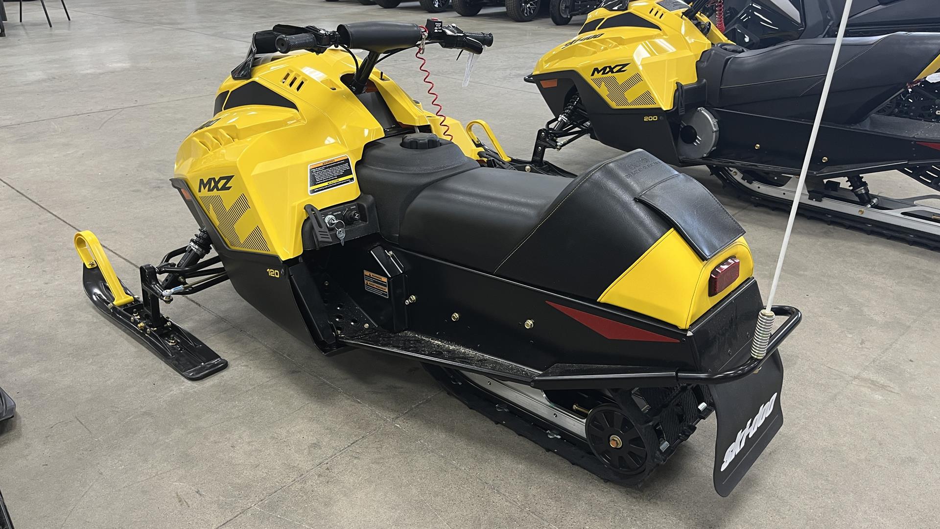 2025 Ski-Doo MXZ 120 Cobra 0.75 in Ramsey, Minnesota - Photo 4