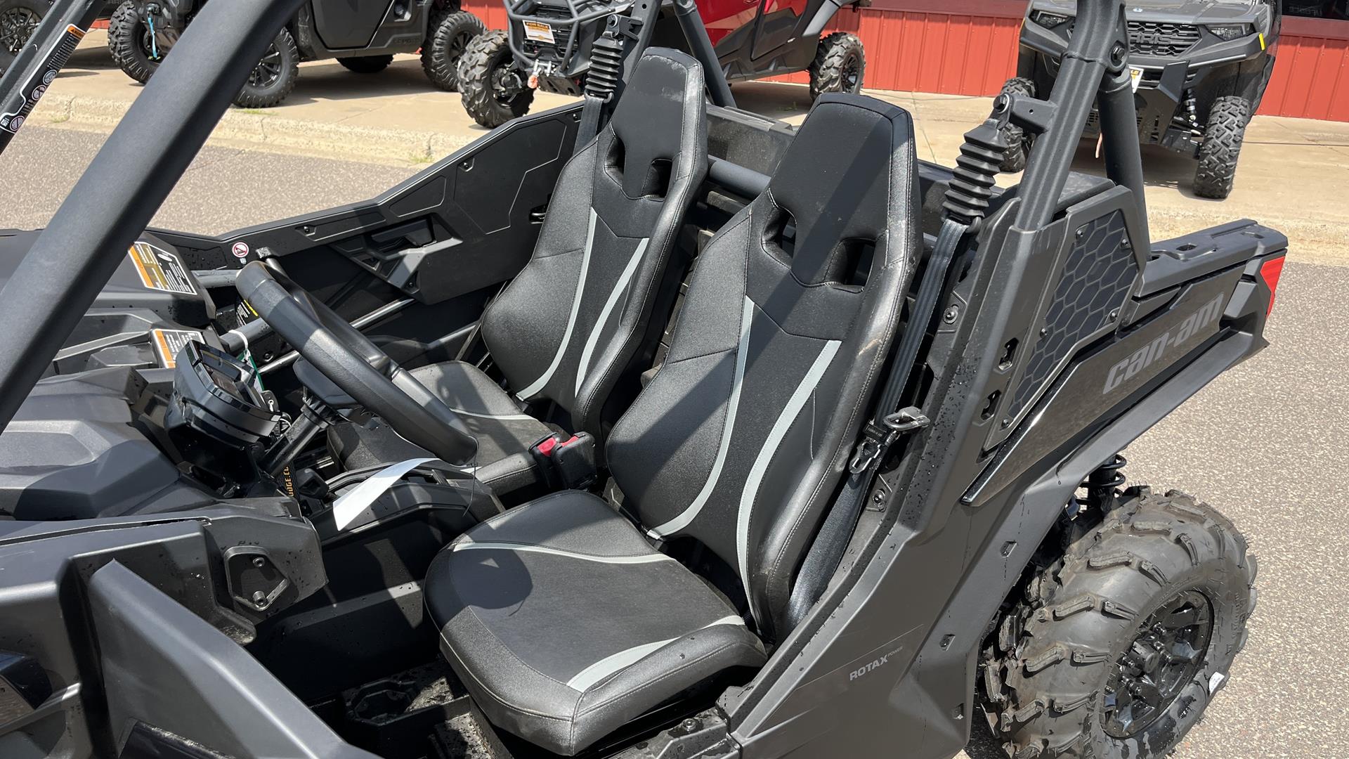 2025 Can-Am Maverick Trail DPS 1000R in Ramsey, Minnesota - Photo 10