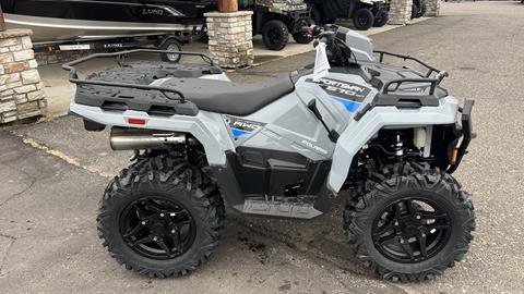 2025 Polaris Sportsman 570 Premium in Ramsey, Minnesota - Photo 2