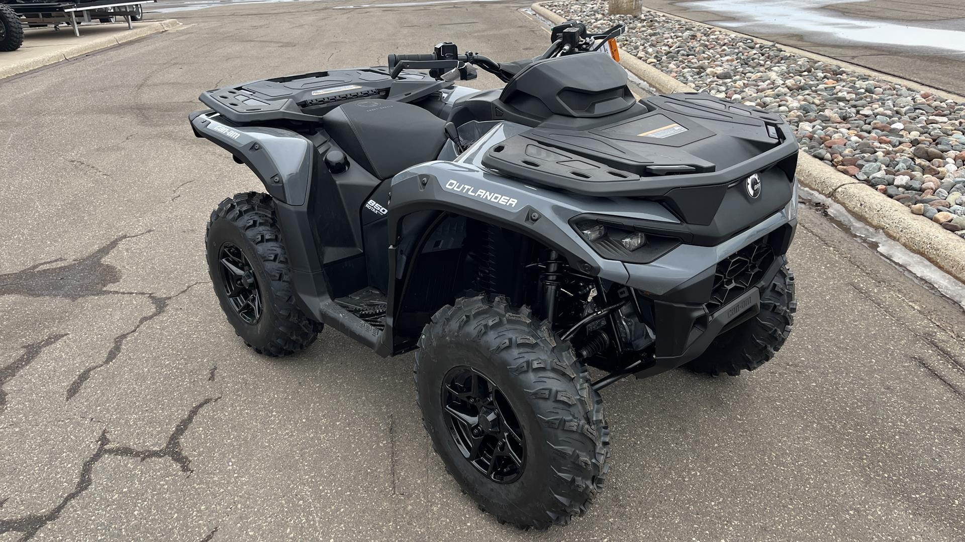 2025 Can-Am Outlander DPS 850 in Ramsey, Minnesota - Photo 3