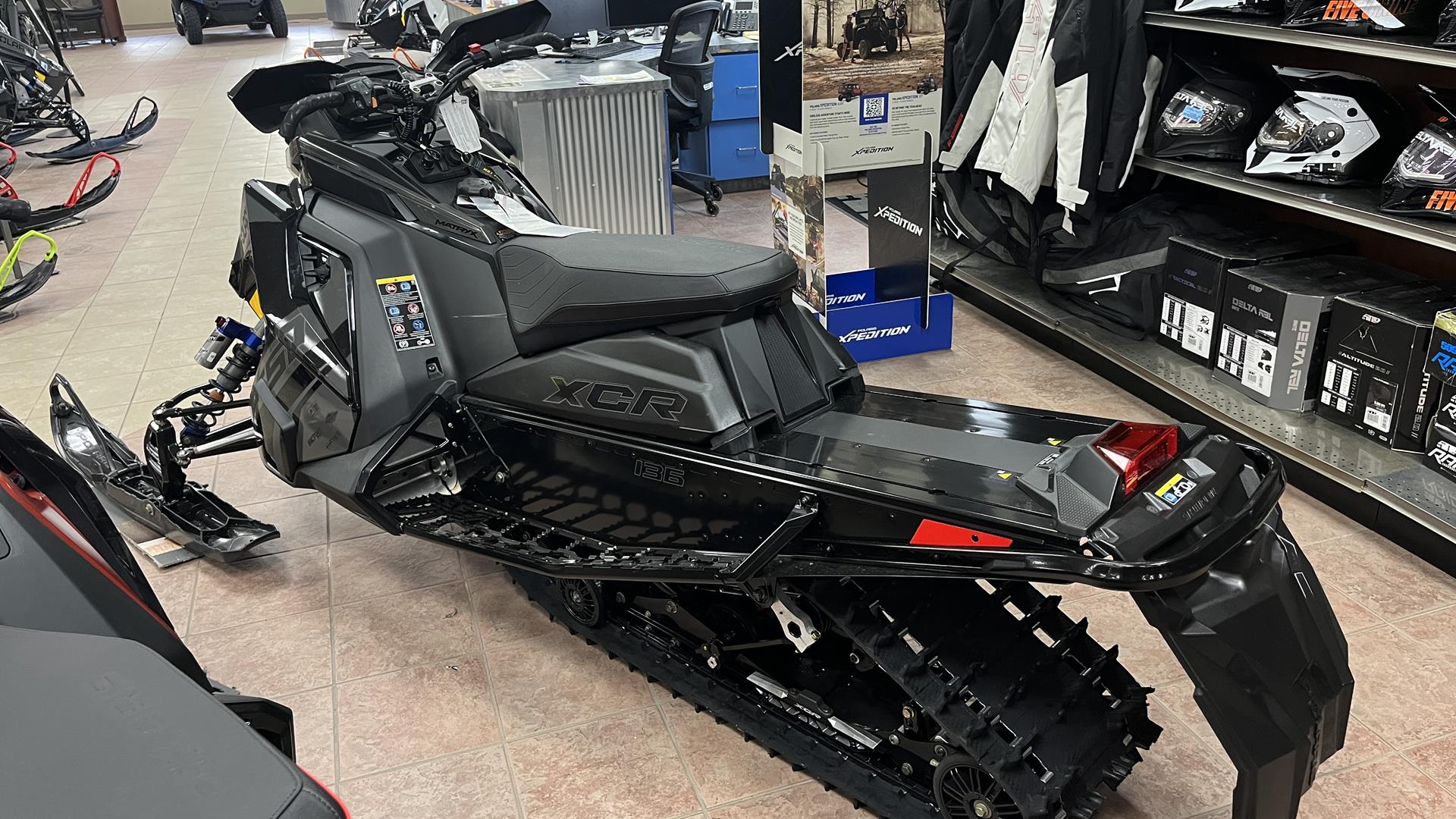 2025 Polaris 650 INDY XCR 136 SC ES in Ramsey, Minnesota - Photo 5