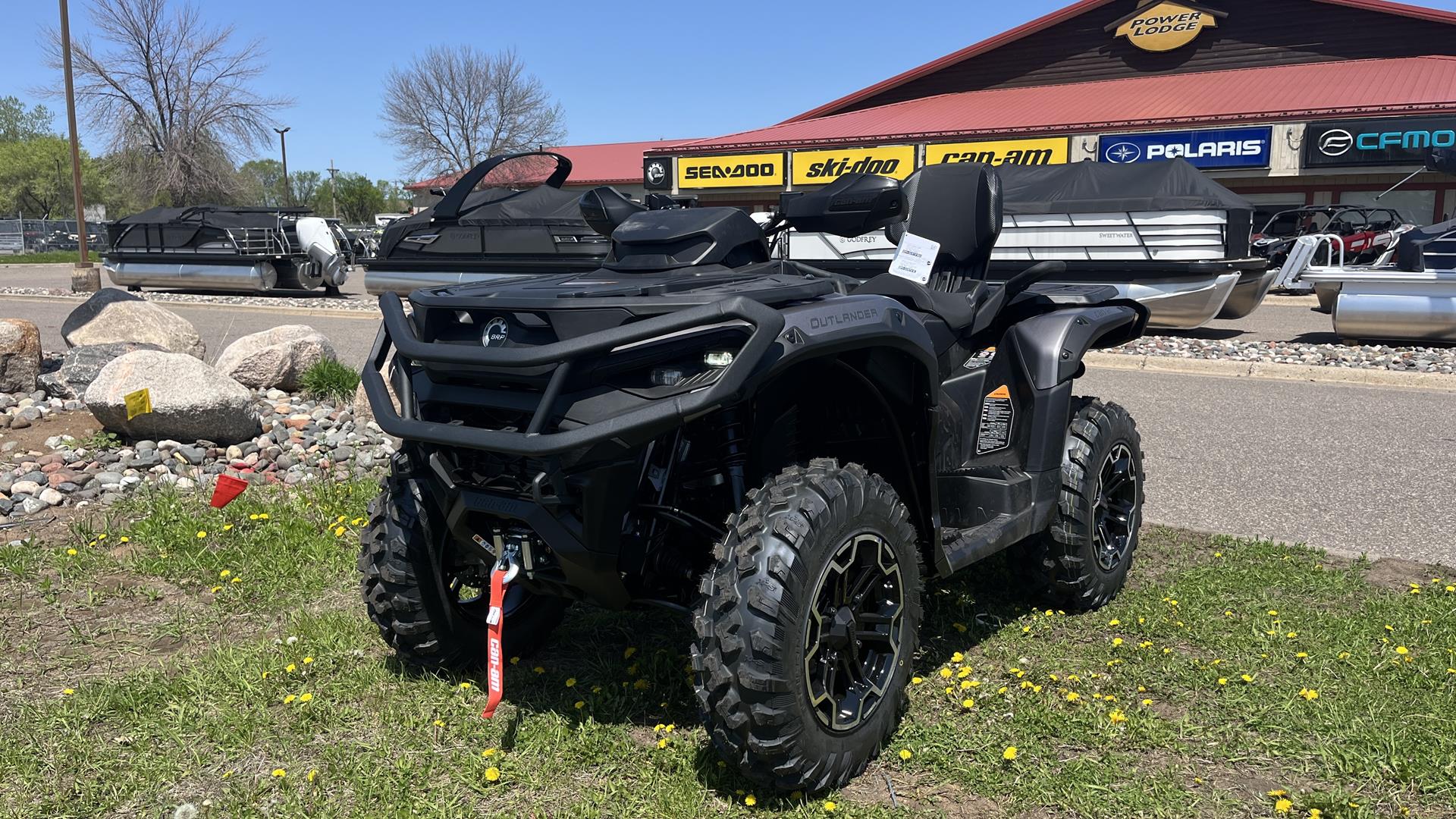2025 Can-Am Outlander MAX XT 850 in Ramsey, Minnesota - Photo 1
