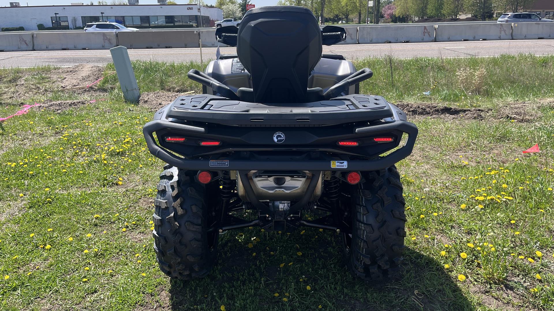 2025 Can-Am Outlander MAX XT 850 in Ramsey, Minnesota - Photo 6